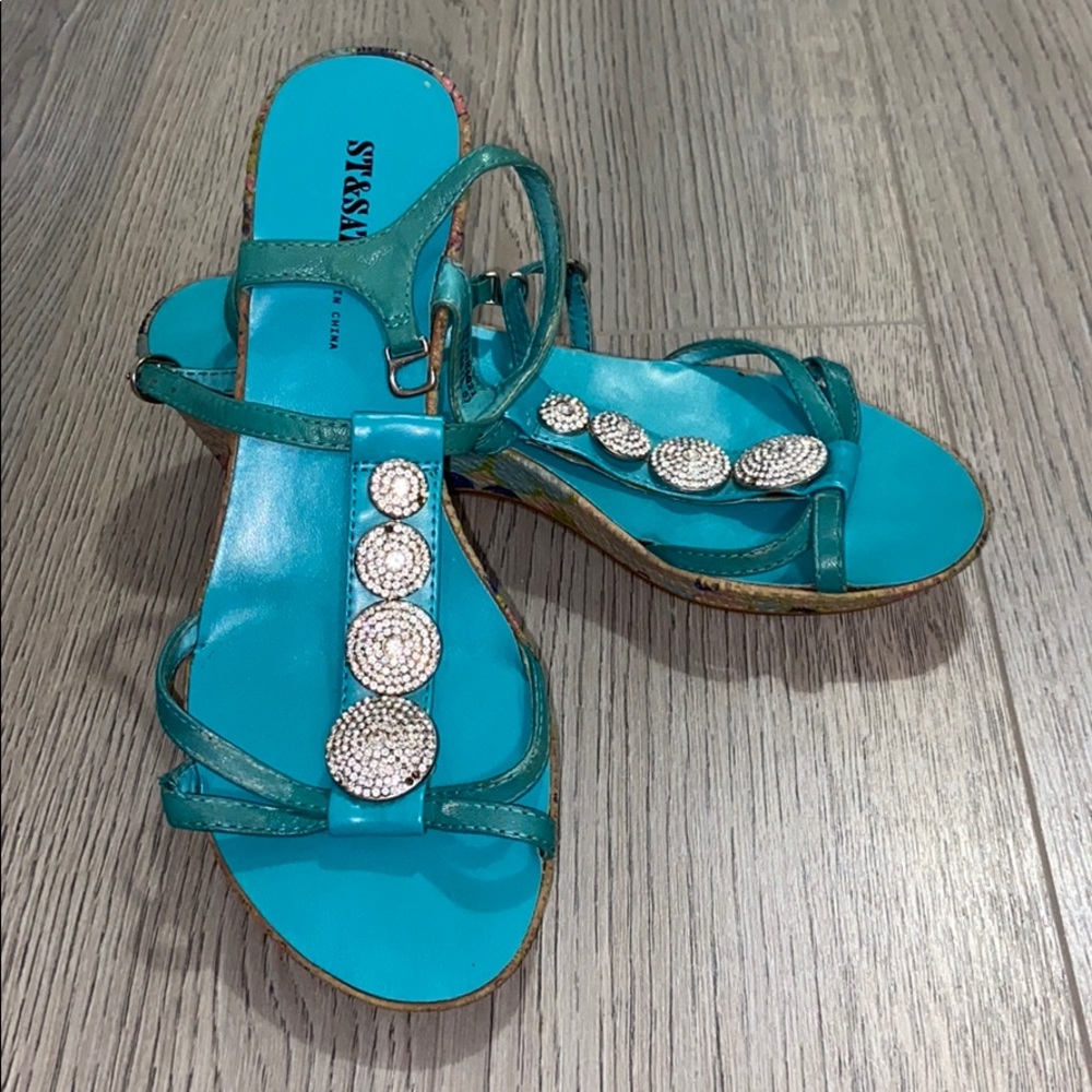 Real leather diamond deco low wedge sandals